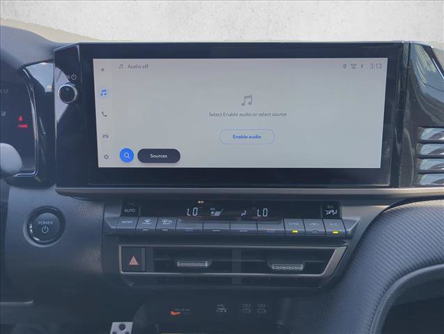 Used 2025 Toyota Camry SE w/ Multimedia Upgrade Package FWD image 18