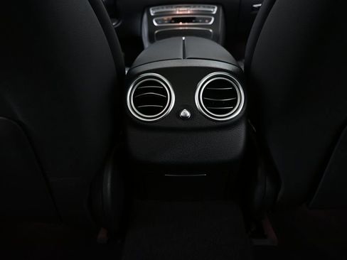 Used 2023 Mercedes-Benz E 350 Sedan image 18