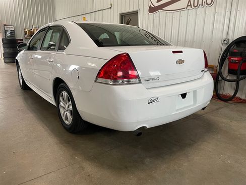 Used 2015 Chevrolet Impala Limited LS FWD image 3
