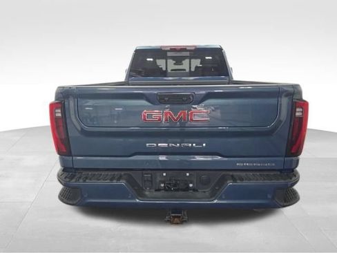 Used 2024 GMC Sierra 2500 Denali AWD/4WD image 6
