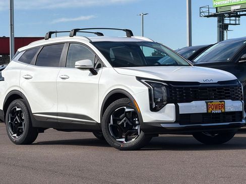 New 2026 Kia Sportage AWD Hybrid image 2