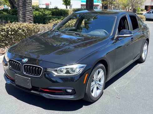Used 2018 BMW 330i Sedan RWD image 14