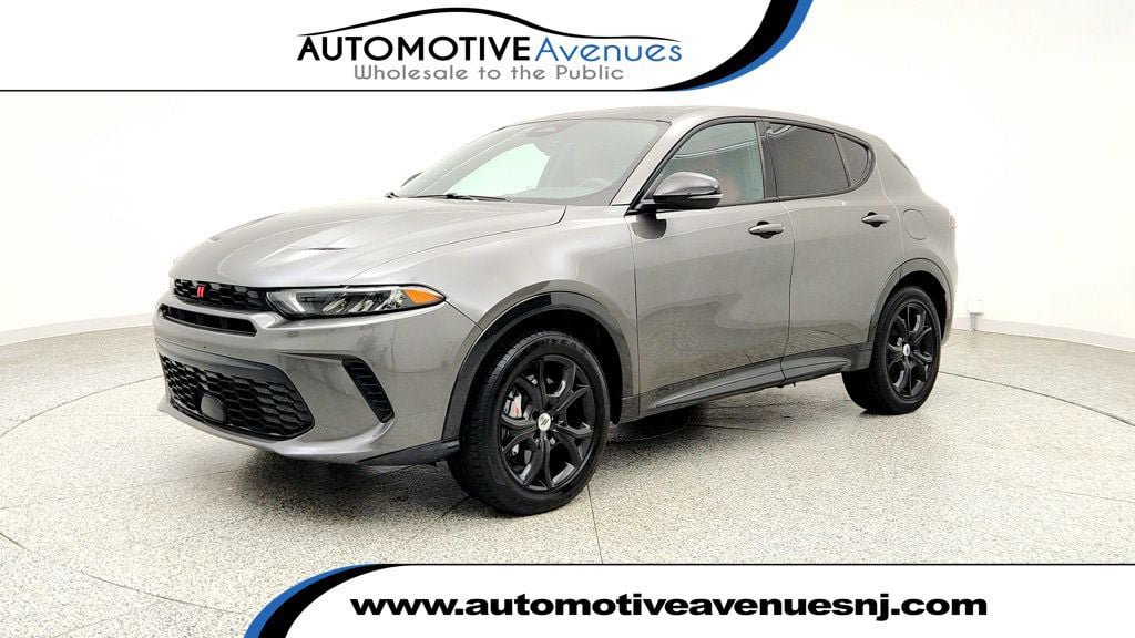 Used 2024 Dodge Hornet R/T Plus w/ R/T Blacktop Package AWD/4WD image 1