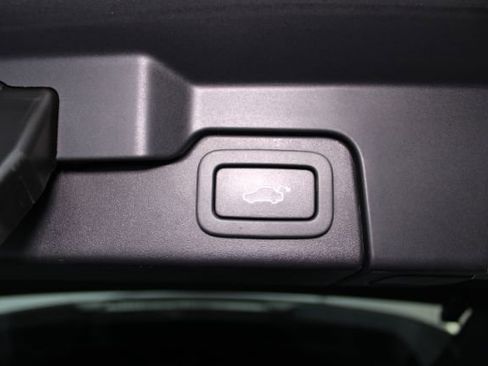 Used 2014 Land Rover Range Rover Evoque Dynamic image 25