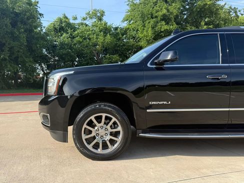 Used 2017 GMC Yukon Denali AWD/4WD image 17