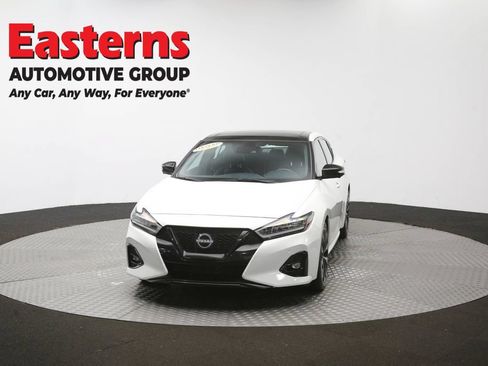 Used 2023 Nissan Maxima SR w/ Sport Mat Group FWD image 58