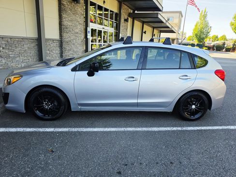 Used 2013 Subaru Impreza 2.0i AWD/4WD image 2
