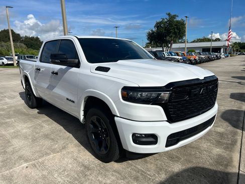 Used 2025 RAM 1500 Big Horn AWD/4WD image 22