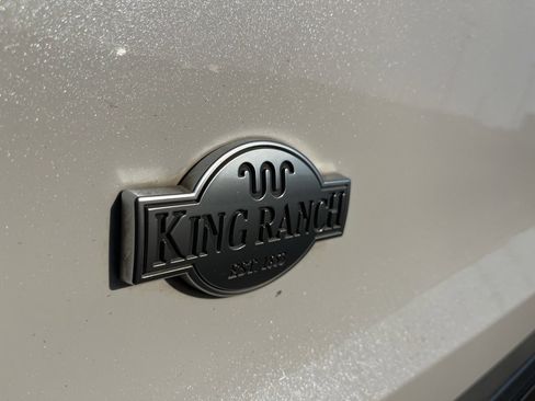 Used 2022 Ford Explorer King Ranch w/ Class IV Trailer Tow Package image 10