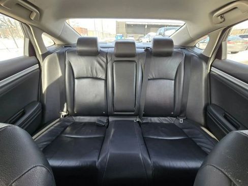 Used 2016 Honda Civic Touring image 19