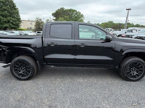 New 2026 Chevrolet Colorado W/T w/ WT Custom Package AWD/4WD image 4