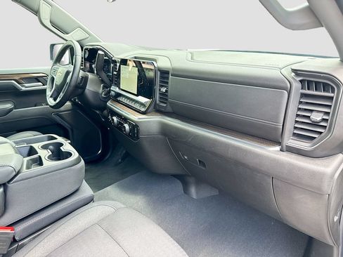 Used 2024 Chevrolet Silverado 1500 LT AWD/4WD image 30