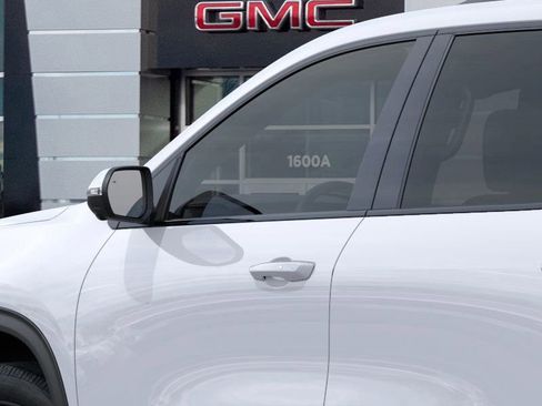 New 2026 GMC Acadia Elevation image 12