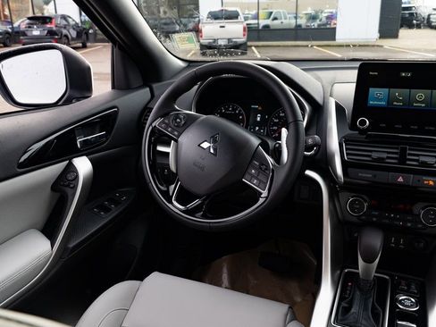 New 2026 Mitsubishi Eclipse Cross SEL image 9