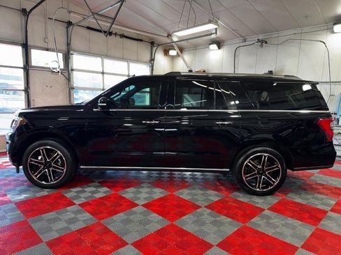 Used 2021 Ford Expedition Max Limited image 4