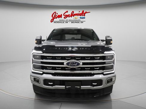 Used 2023 Ford F250 Platinum AWD/4WD image 3
