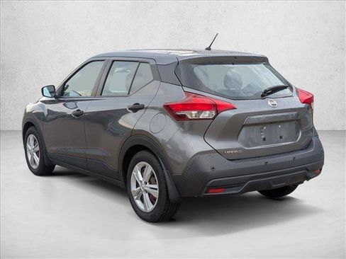 Used 2020 Nissan Kicks S FWD image 7