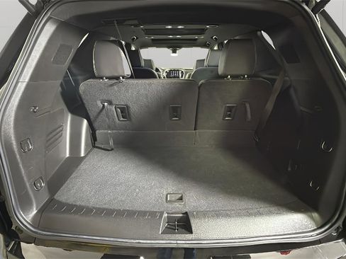 Certified 2023 Chevrolet Traverse Premier image 29