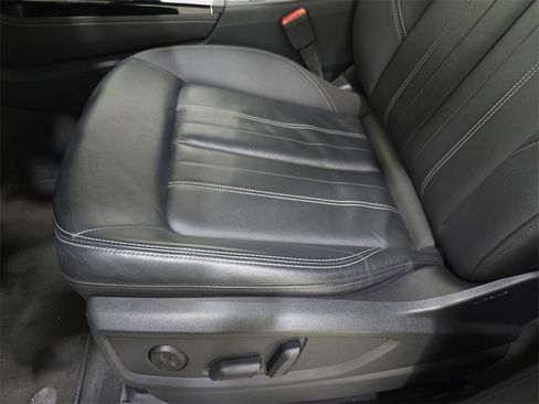 Used 2023 Audi Q5 2.0T Premium Plus image 31