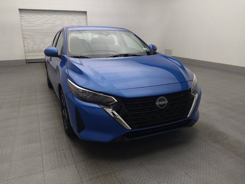 Used 2025 Nissan Sentra SV FWD image 14