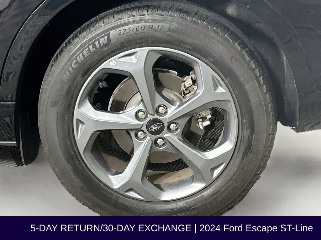 Used 2024 Ford Escape ST-Line w/ Tech Pack #1 FWD image 34