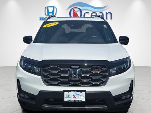Used 2024 Honda Passport TrailSport image 8