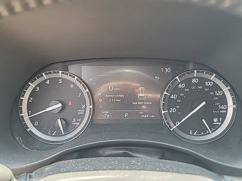 Used 2021 Toyota Highlander XLE FWD image 12