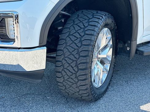 Used 2019 GMC Sierra 1500 SLT w/ SLT Premium Plus Package AWD/4WD image 25