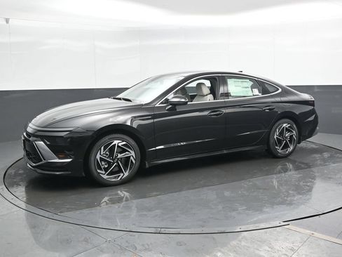 New 2026 Hyundai Sonata SEL AWD/4WD image 7