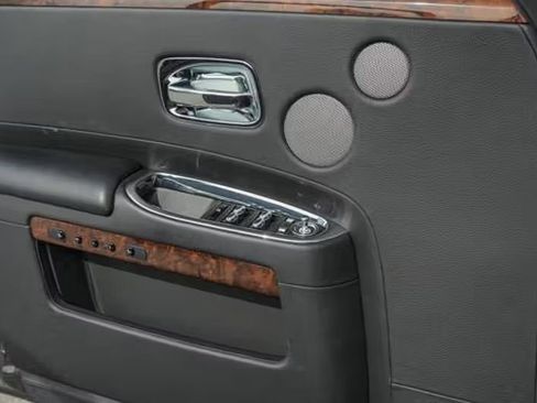 Certified 2016 Rolls-Royce Ghost Extended Wheelbase image 25