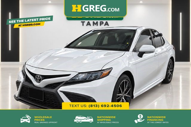 Used 2024 Toyota Camry SE w/ Convenience Package FWD image 1