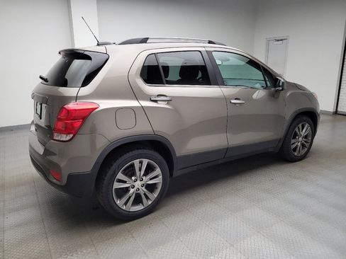 Used 2020 Chevrolet Trax LT w/ LT Convenience Package FWD image 10