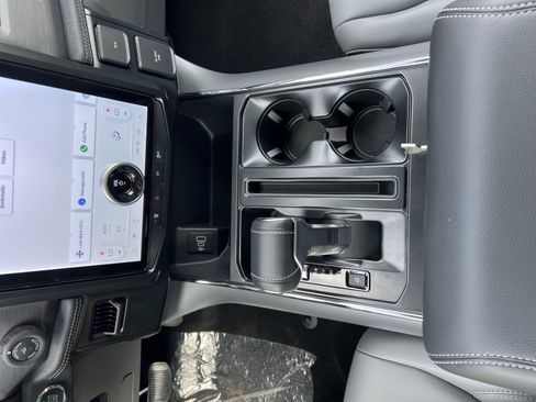 New 2025 Ford F150 Lightning Flash image 15