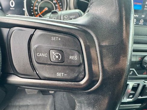 Used 2020 Jeep Wrangler Sport AWD/4WD image 14