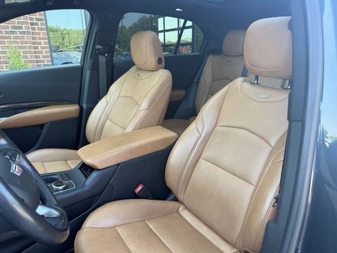 Used 2020 Cadillac XT4 Premium Luxury FWD image 15