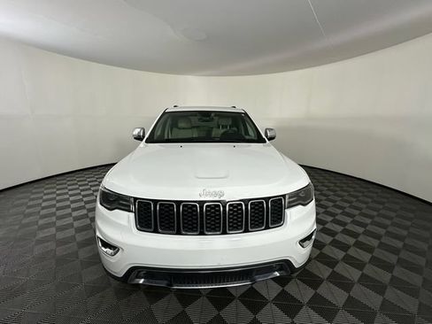 Used 2017 Jeep Grand Cherokee Limited w/ Luxury Group II AWD/4WD image 24