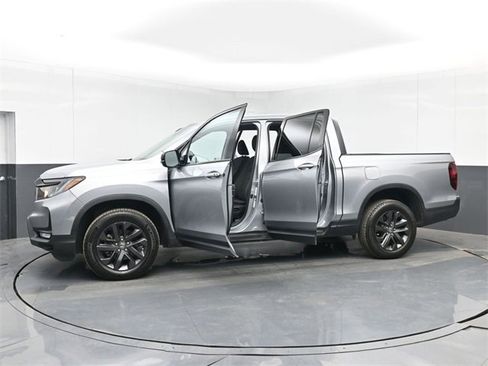 Used 2022 Honda Ridgeline Sport image 52
