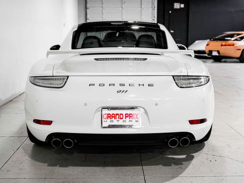 Used 2014 Porsche 911 Carrera image 4