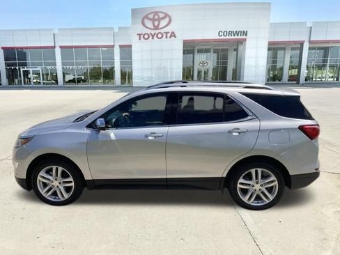 Used 2021 Chevrolet Equinox Premier AWD/4WD image 13
