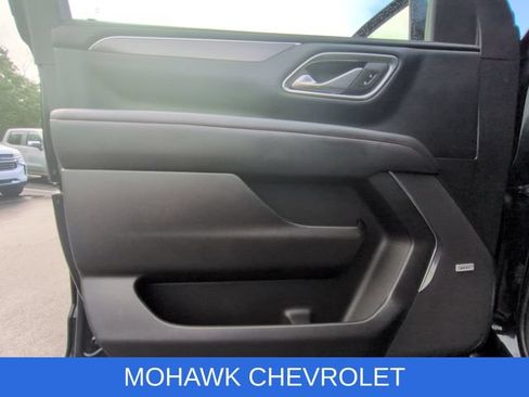Used 2023 Chevrolet Tahoe RST w/ Luxury Package AWD/4WD image 23