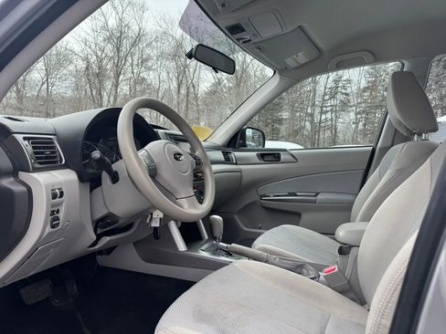 Used 2011 Subaru Forester 2.5X w/ Alloy Wheel Value Pkg image 11