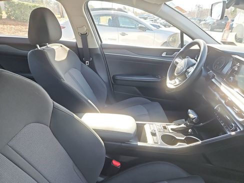 Used 2023 Kia K5 LXS image 8