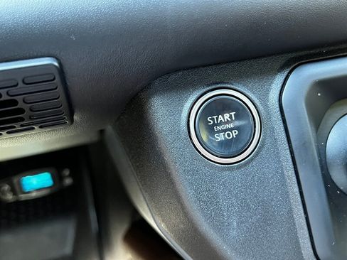 Used 2023 Land Rover Defender 130 X AWD/4WD image 38