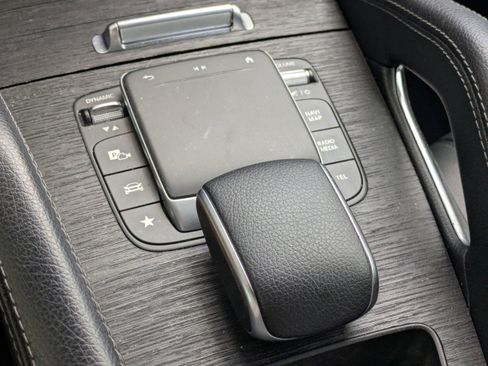 Used 2022 Mercedes-Benz GLE 350 image 26