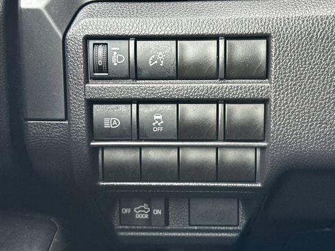 Used 2024 Toyota Tacoma SR RWD image 28