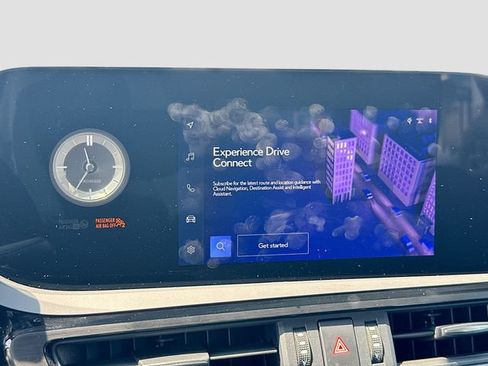 Used 2025 Lexus ES 350 w/ Premium Package FWD image 13