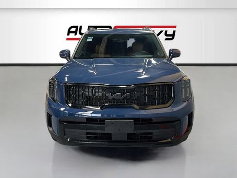 Used 2025 Kia Telluride EX X-Line AWD/4WD image 2