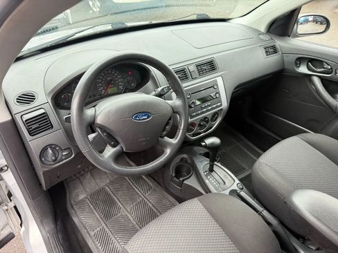Used 2007 Ford Focus S image 16