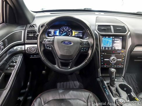 Used 2017 Ford Explorer Sport AWD/4WD image 19