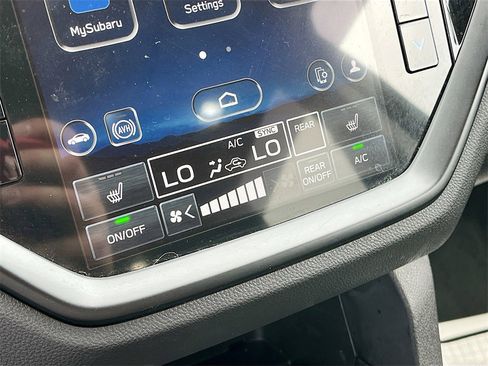 Used 2024 Subaru Ascent Onyx Edition Limited image 21